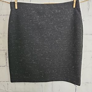 Ann Taylor LOFT Short Straight Skirt size Medium Gray Speckled New with Tags